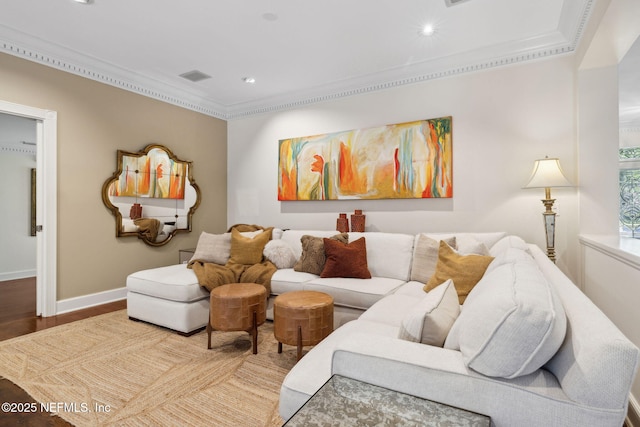 6260 Highlands Ct, Ponte Vedra Beach, FL 32082 - living area with baseboards, wood finished floors, crown molding, and recessed lighting