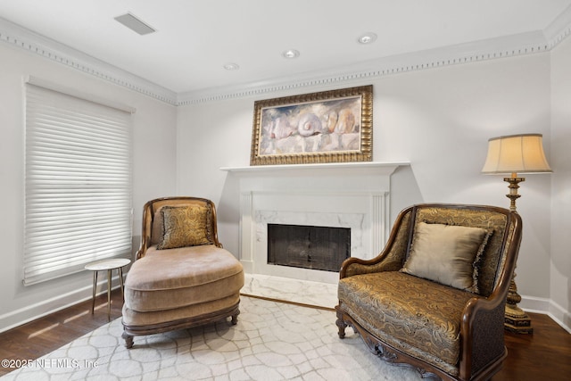 6260 Highlands Ct, Ponte Vedra Beach, FL 32082 - sitting room featuring baseboards, a premium fireplace, wood finished floors, and recessed lighting