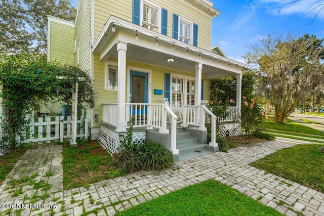 29 Grant St, Saint Augustine, FL 32084 - view of front facade with covered porch