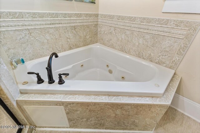 29 Grant St, Saint Augustine, FL 32084 - full bathroom with a jetted tub