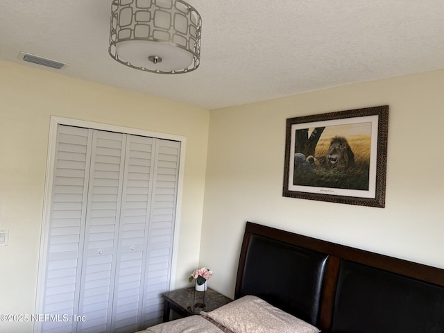 13248 Grant Logan Ln, Jacksonville, FL 32225 - bedroom featuring a closet and visible vents