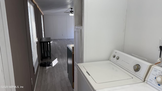 123 Kolski Dr, Crescent City, FL 32112 - laundry room featuring wood finished floors, laundry area, a decorative wall, independent washer and dryer, and ceiling fan