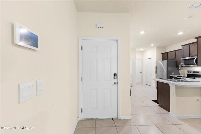 246 Aralia Ln, Jacksonville, FL 32216 - photo 5