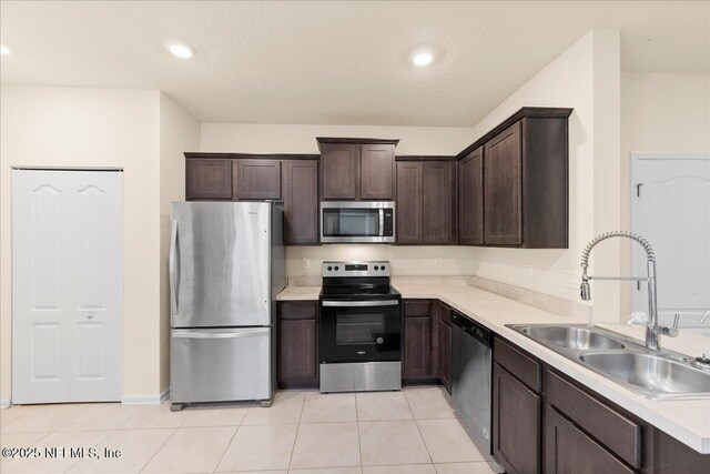 246 Aralia Ln, Jacksonville, FL 32216 - photo 7