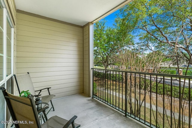 7800 Point Meadows Dr Unit 123, Jacksonville, FL 32256 - view of balcony