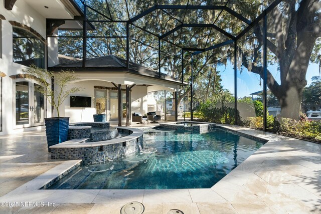113 Cutter Ct, Ponte Vedra Beach, FL 32082 - view of pool featuring a patio, a pool with connected hot tub, and glass enclosure