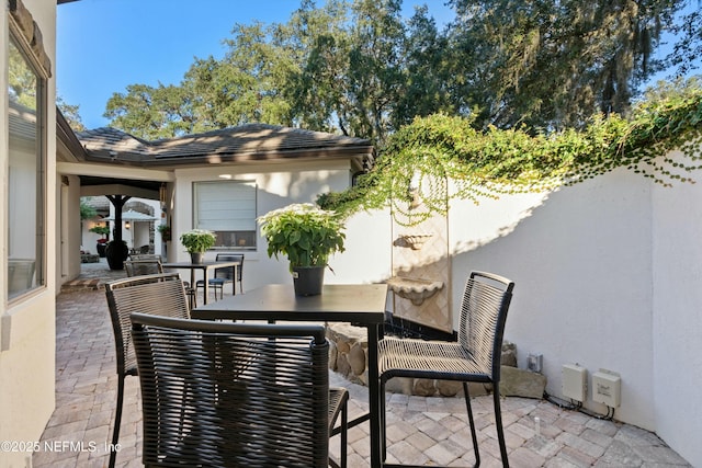 113 Cutter Ct, Ponte Vedra Beach, FL 32082 - view of patio with outdoor dining area