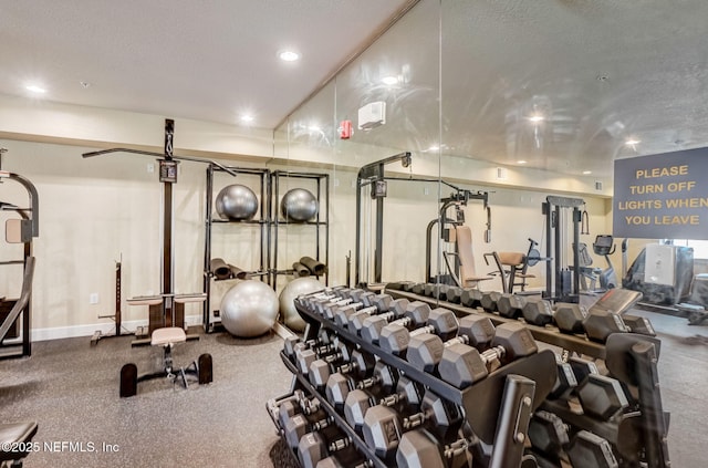 8539 Gate Pkwy W Unit 1121, Jacksonville, FL 32216 - workout area featuring recessed lighting and a textured ceiling