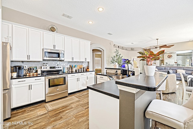 10312 Meadow Point Dr, Jacksonville, FL 32221 - photo 19
