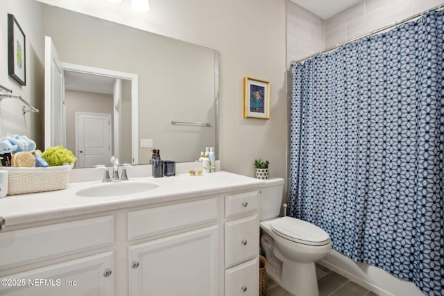 281 Tintamarre Dr, Saint Augustine, FL 32092 - bathroom featuring toilet, vanity, and a shower with shower curtain