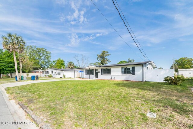 6221 Ashwood Ln, Jacksonville, FL 32277 - photo 23