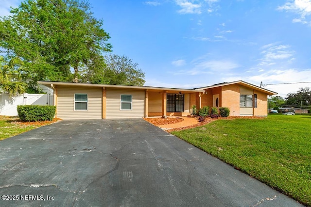 7715 Rolling Hills Dr, Jacksonville, FL 32221 - photo 1