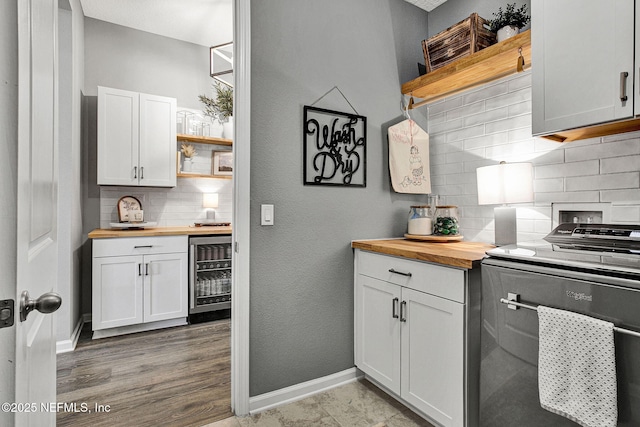 559 Willow Lake Dr, Saint Augustine, FL 32092 - kitchen with wooden counters, open shelves, backsplash, and beverage cooler