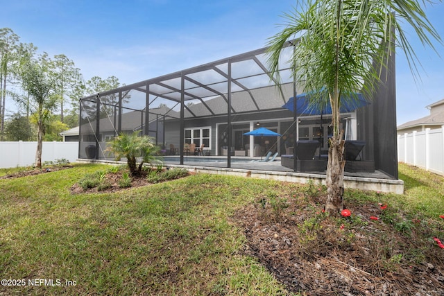 64 Whirlaway Ct, Saint Johns, FL 32259 - back of property featuring a lanai