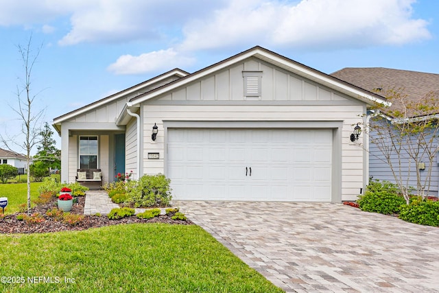 10642 Meeker Ct, Jacksonville, FL 32256 - photo 1