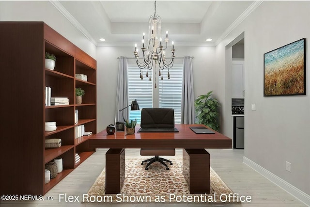 office with crown molding, light wood-style floors, a chandelier, baseboards, and a tray ceiling