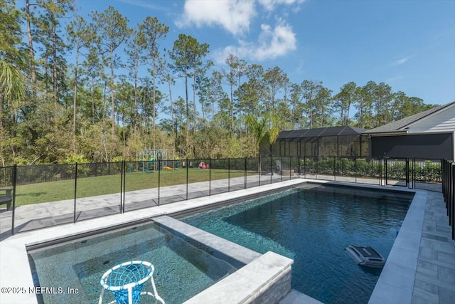 508 Palm Crest Dr, Ponte Vedra, FL 32081 - view of swimming pool with a pool with connected hot tub