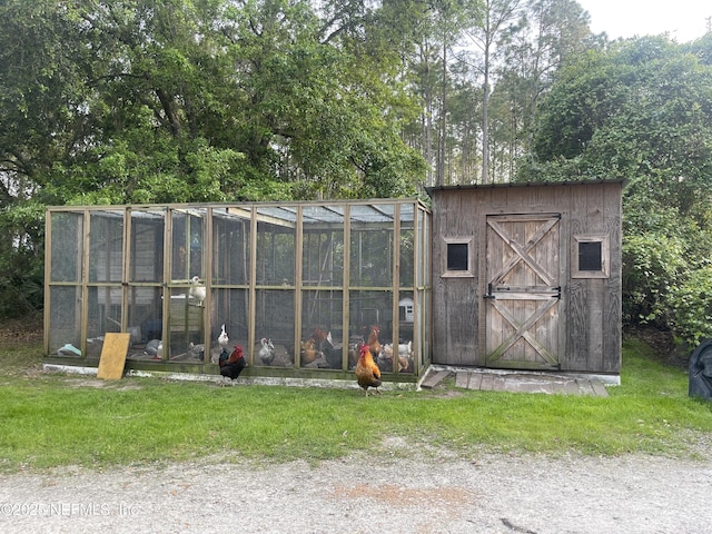 104 W Grandview Dr, East Palatka, FL 32131 - view of poultry coop