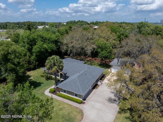 226 Crystal Cove Dr, Palatka, FL 32177 - bird's eye view featuring a forest view