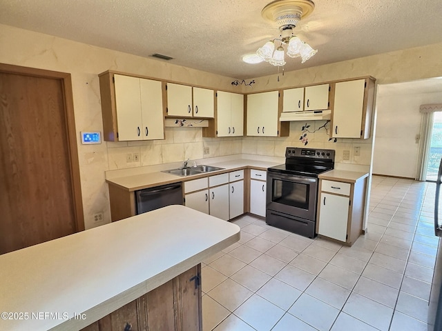 38 Rymer Ln, Palm Coast, FL 32164 - kitchen with dishwashing machine, stainless steel electric range, a textured ceiling, under cabinet range hood, and a sink