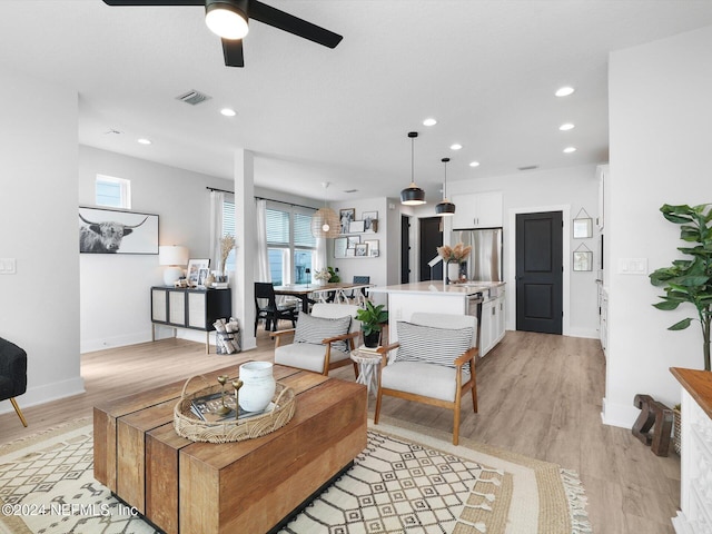 431 Crestview Dr, Ponte Vedra, FL 32081 - living room with recessed lighting, baseboards, light wood finished floors, visible vents, and a ceiling fan