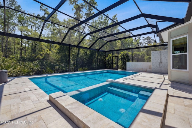280 Quail Vista Dr, Ponte Vedra, FL 32081 - view of swimming pool featuring a lanai, a patio, and a pool with connected hot tub