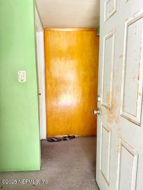 3547 Ring Ln, Jacksonville, FL 32207 - hall featuring carpet