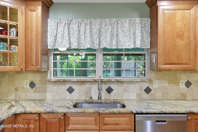 4864 County Road 218, Middleburg, FL 32068 - kitchen with dishwasher, a sink, backsplash, and a healthy amount of sunlight
