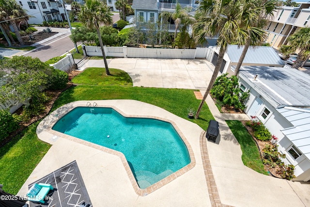 890 Beach Ave, Atlantic Beach, FL 32233 - view of swimming pool with a patio area and fence private yard