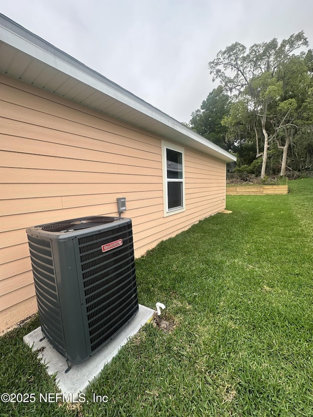 116 Moseley Ave, Palatka, FL 32177 - exterior view of central air condition unit