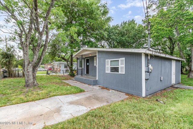4438 Melvin Cir W, Jacksonville, FL 32210 - photo 3