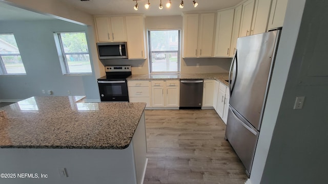 1003 Brierfield Dr, Jacksonville, FL 32205 - photo 12