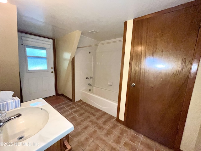 510 W Hillsborough Ave, Florahome, FL 32140 - full bathroom with a sink and bathing tub / shower combination