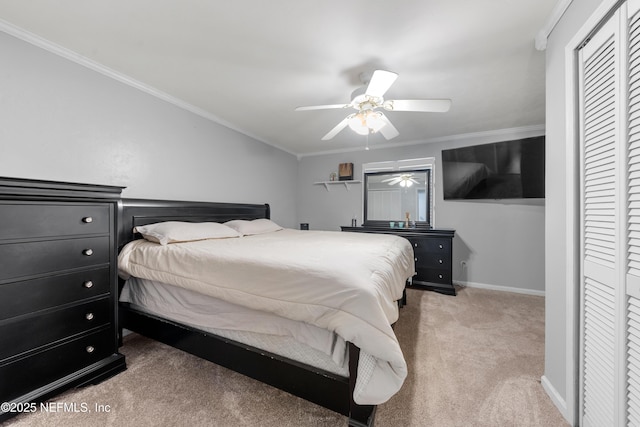 1648 Rhonda Dr, Middleburg, FL 32068 - carpeted bedroom featuring a closet, ceiling fan, baseboards, and ornamental molding