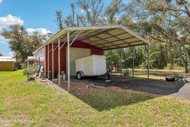 5822 Silver Sands Cir, Keystone Heights, FL 32656 - view of vehicle parking with a garage