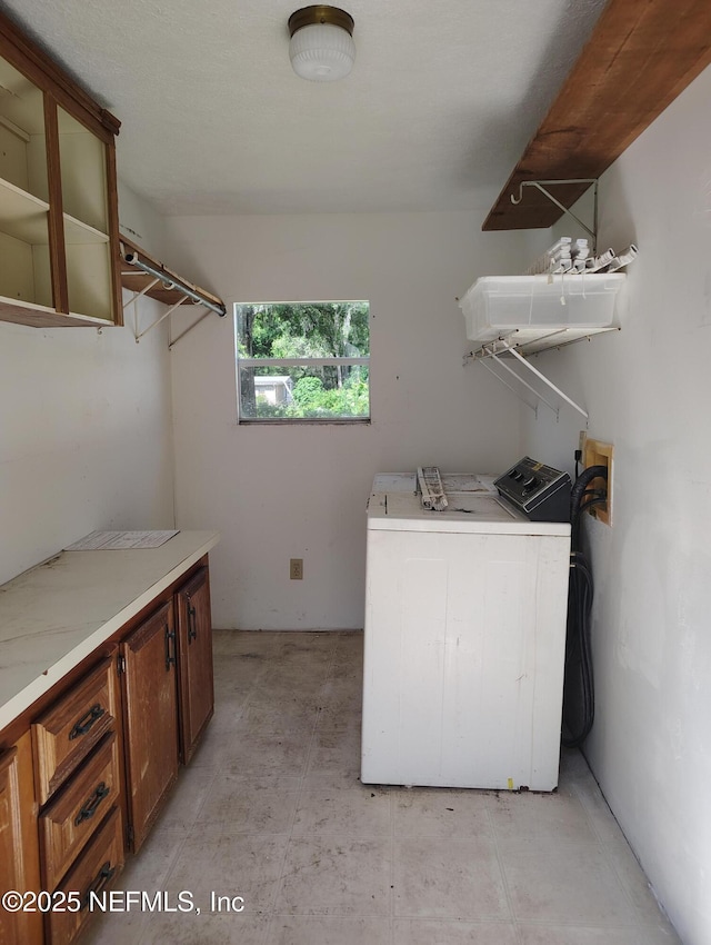 217 Pineway W Ave, Satsuma, FL 32189 - washroom with independent washer and dryer