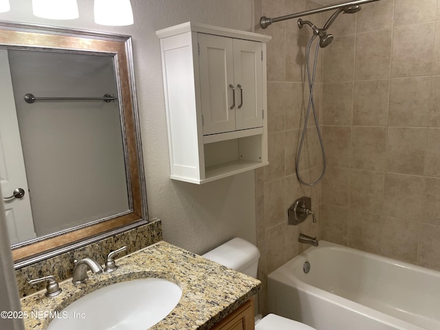 929 Seashell Ln, Ponte Vedra Beach, FL 32082 - bathroom with toilet, vanity, and bathing tub / shower combination