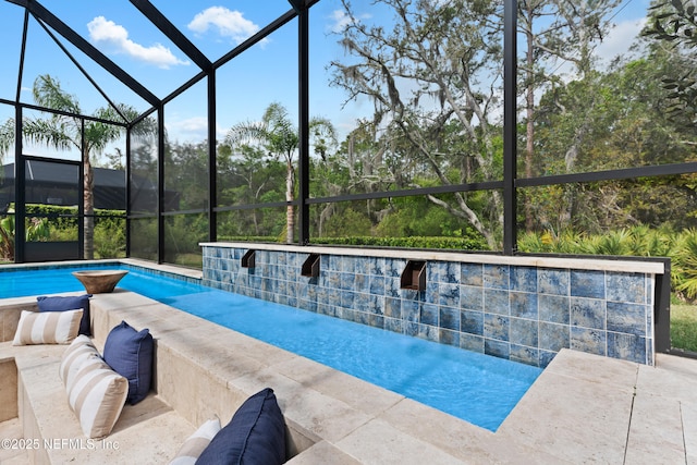 outdoor pool with a lanai