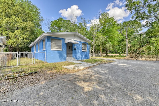2542 Janette St, Jacksonville, FL 32209 - photo 3