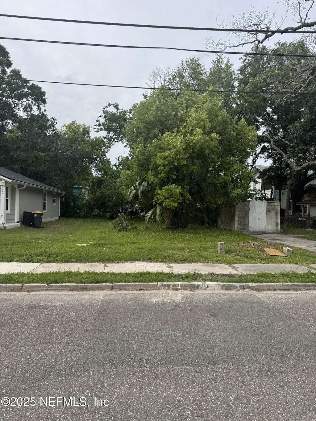 2106 Moncrief Rd, Jacksonville, FL 32209 - photo 2