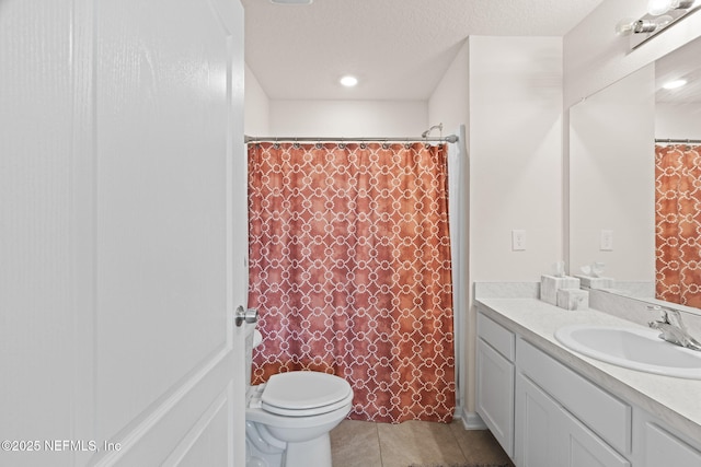 3937 Oak Mill Rd, Orange Park, FL 32065 - bathroom with toilet, tile patterned floors, vanity, and a shower with curtain