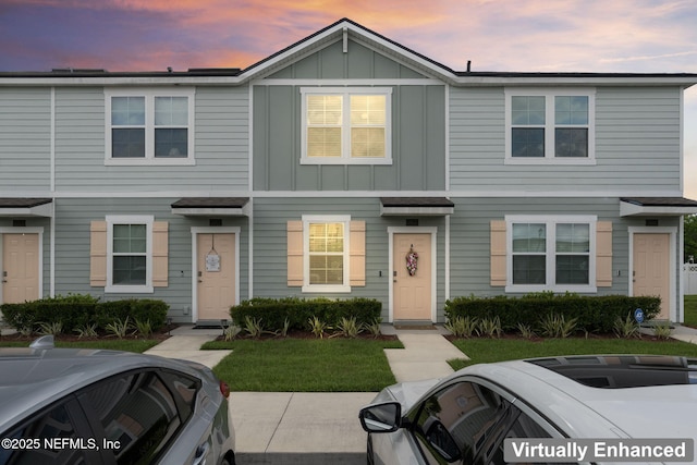 3937 Oak Mill Rd, Orange Park, FL 32065 - view of property featuring board and batten siding