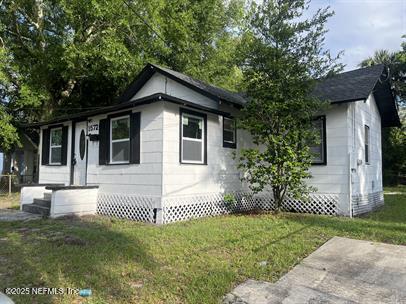 1572 W 36th St, Jacksonville, FL 32209 - photo 2