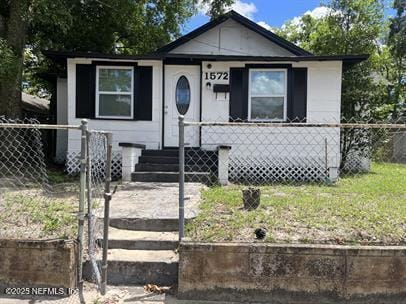1572 W 36th St, Jacksonville, FL 32209 - photo 1