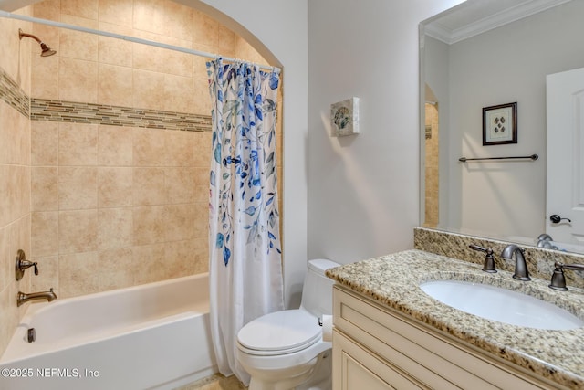 86 Amacano Ln, Saint Augustine, FL 32084 - full bath with crown molding, toilet, shower / tub combo with curtain, and vanity