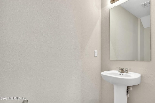7609 Eaton Ave, Jacksonville, FL 32211 - bathroom featuring a sink and visible vents