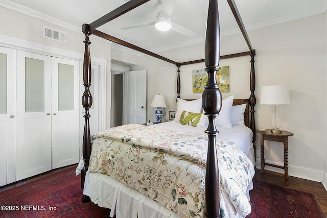 73 Weeden St, Saint Augustine, FL 32084 - bedroom with a closet, visible vents, baseboards, and ornamental molding