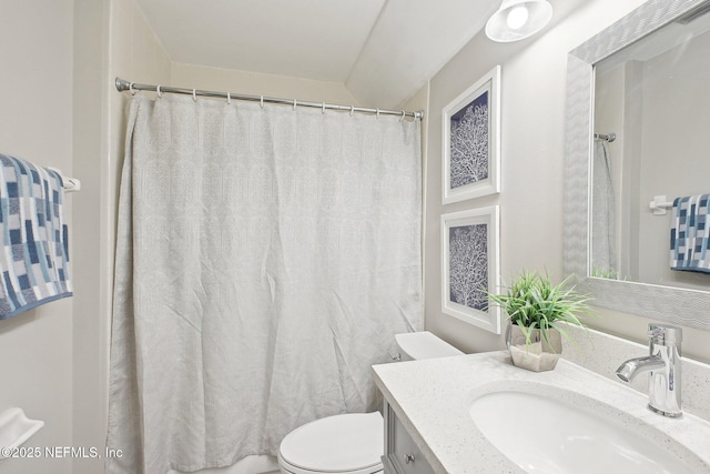 2734 Indigo Hills Ct, Jacksonville, FL 32221 - full bath featuring toilet, vanity, and curtained shower