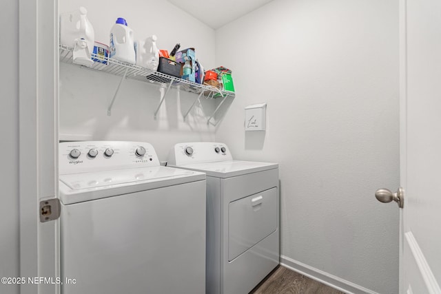 2916 Duck Hollow Ln, Green Cove Springs, FL 32043 - laundry area with independent washer and dryer, dark wood-style floors, and baseboards