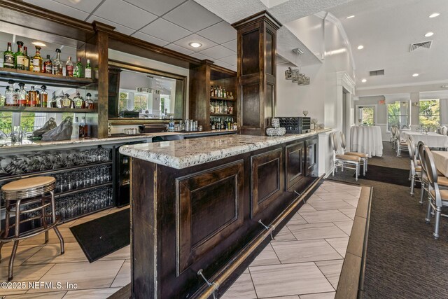 3422 Oglebay Dr, Green Cove Springs, FL 32043 - bar featuring crown molding, visible vents, recessed lighting, and wet bar